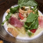 レフ アオキ - ねぎのムース グリーンアスパラガスのクーリー つぶ貝のマリネ