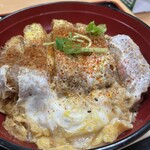 香芝サービスエリア下り線 フードコート - 料理写真:ヤマトポークのカツ丼@1,000円