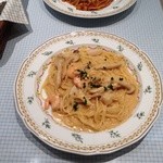 パステル - 海老としめじのロブスターソーススパゲティ