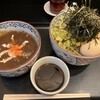 なぜ蕎麦にラー油を入れるのか。 池袋西口店