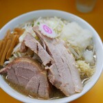 ラーメン＋限定煮干 ニンニク少し、みぞれ