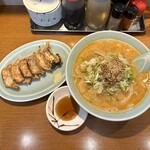 にこにこ屋 - 担々麺＆自家製ギョーザ