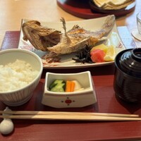 泉岳寺門前 紋屋 - つじのみ（メバルの一種）焼き　と　お食事