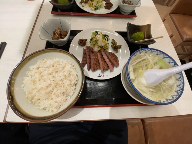 牛たん炭焼　利久 セルバテラス店 - 泉中央（牛タン）