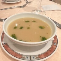 エリオ・ロカンダ・イタリアーナ - 豆と野菜のスープ…熱々です