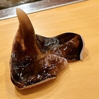 鮨 やすみつ - 能登の鳥貝です。肉厚でした
