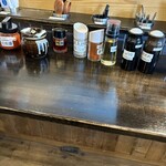 咲璽季 - カウンターの調味料