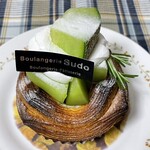 ブーランジェリー スドウ - メロンを合わせたデニッシュ！