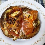 ブーランジェリー スドウ - 具材たっぷりのフォッカッチャ