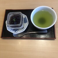 豆富料理と吟醸せいろ蒸し 八かく庵 大阪ステーションシティ店 - 
