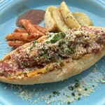 島cafeとぅんからや - 宮古牛タコスチーズホットドック
