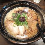 らーめん晴れるや - 豚こつこってり