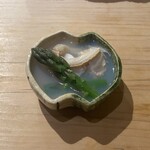 鮓 村瀬 - 蛤とアスパラ