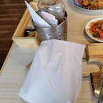 KINGPIN CAFE - 包み紙：ハンバーガー用