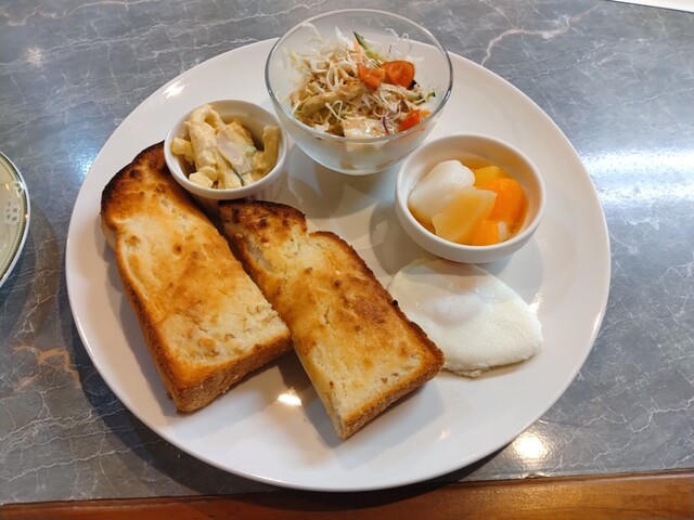 モーニングカフェ＆カラオケパブリック ええやん - 法華口/カフェ