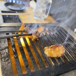 ホルモン焼肉 肉の大山 - 