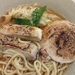 麺スタイル谷本家 - チャーシュー
