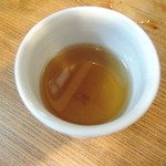 蕎麦 坐忘 - 蕎麦茶（蕎麦の実入り）