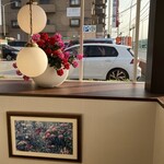 ロイヤルホスト - 向かい側にセブンイレブンさん