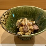 鮨 やすみつ - シャコ飯