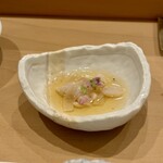 鮨 やすみつ - 鳥貝ヒモ