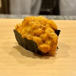 鮨 やすみつ - バフンウニ