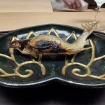 徳ㇵ本也 - 内臓部分はカリッと身はふっくらと。好みです。