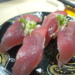 長崎港宝洋丸 - 鮮度の良いカツオ。