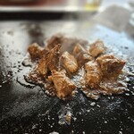 能登 - 鉄板焼き(まぐろホホ肉)