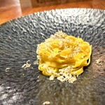 IL TEATRINO DA SALONE - チリオーレと呼ばれる手打ちパスタ｡アンチョビのバターソース､サマートリュフをたっぷり掛けた､シンプルでありながらも濃厚なとても美味しいパスタでした。