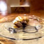 IL TEATRINO DA SALONE - カカオ餅､アプリコット､レンズ豆のわらび餅風デザート