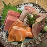 うめだ商店 - 刺身４点盛り