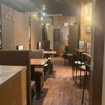 焼き鳥＆肉寿司食べ放題 個室居酒屋 鳥物語 - 店内の様子