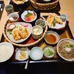 和食麺処 サガミ - 「北海道産蕎麦」を最近売りにされてる様なので

●花かごサガミ膳（★おすすめ★冷そば）　2,310円

を注文してみた