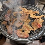 赤辛 小山店 - 燒肉