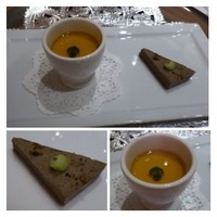 レストランひらまつ 博多 - アミューズ・・あさり風味のムース仕立てと鮎＋フォアグラのテリーヌ
                鮎のテリーヌはワタの風味もよく美味しい。