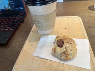 Bread & Coffee by MOTOTECA