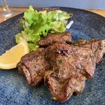 洋風酒場フジバルキッチン - 絶品スペアリブ