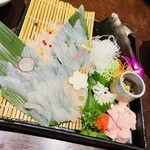 とり八茶屋 - カワハギの姿造り