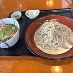 そば処みよし - 山麓そば。