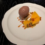 ラ・ボンヌターブル - 