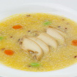 上海 小南国 - チリ鮑の粟と赤米のスープ仕立て