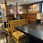 とんかつ にいむら - 店内
