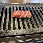 卸問屋直営 立ち食い 一切れ焼肉 松田 - 