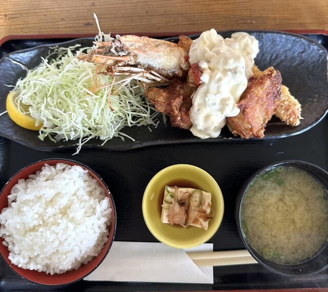 笑旨からあげ富や xx （ショウウマカラアゲトミヤ ダブルエックス