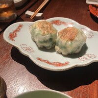 膳處漢ぽっちり - にら饅頭。エビがぷりぷり！