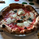 DDG PIZZA - マルゲリータ