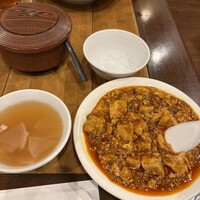 個室中華 頤和園 溜池山王店 - 