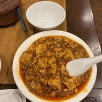 個室中華 頤和園 溜池山王店 - 