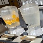 シースケープ テラス・ダイニング - デトックスウォーター